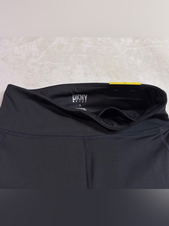 DKNY Women's Black Yoga Leggings NWT Size Small - Picture 4 of 4